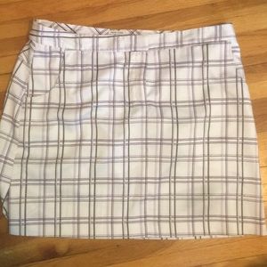 IZOD women’s golf skort